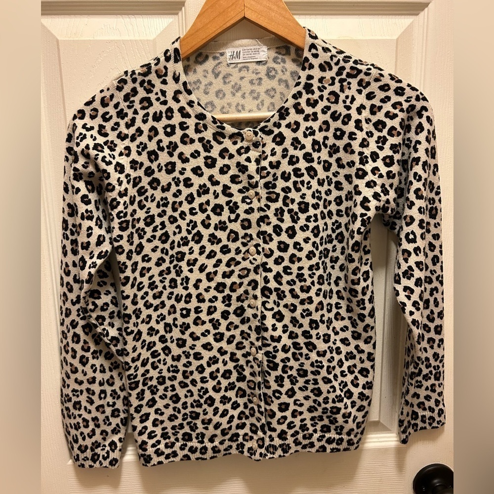 H&M Girls Cheetah Print Button Down Sweater Sz 8-10Y